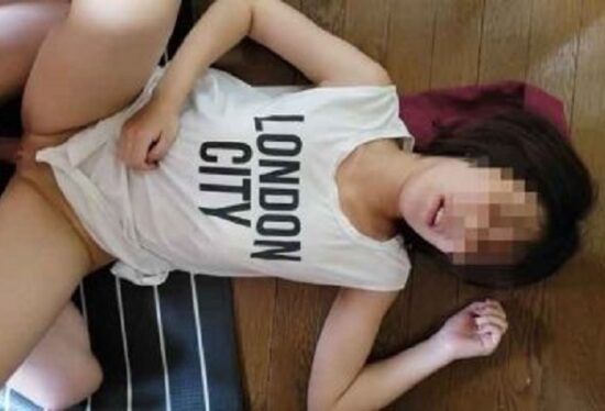 FC2PPV-1148603 [Individual] A young wife with big tits who gets fucked in the kitchen while her husband who is looking for a job without paying a loan