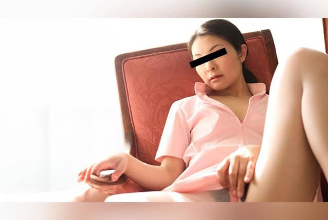 [041725_01-10MU] Natural High A Real Nurse Reenacting Erotic Hospital Stories!