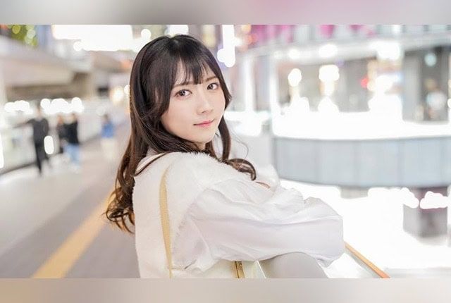 [SIRO-5464] A sweet girl dreams of becoming an actress and boldly debuts on Shiroto TV, revealing her sensitive body.