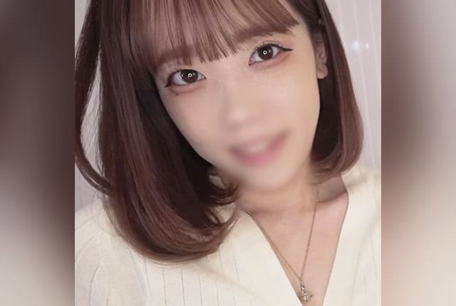 [FC2-PPV-4666051] [Bratty/short height] A pure girl from next door, frustrated with desire, visits again. Her small, shaved pussy is filled with semen.