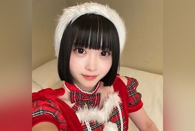 [FC2-PPV-4673769] Yuna-Chan is Too Cute in Her Christmas Cosplay
