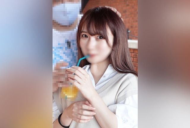 [FC2-PPV-1926027] [Face Reveal] Dating a 140cm Active Cafe Girl. An Old Man Plays With Her Young Body and Cumshots Repeatedly.