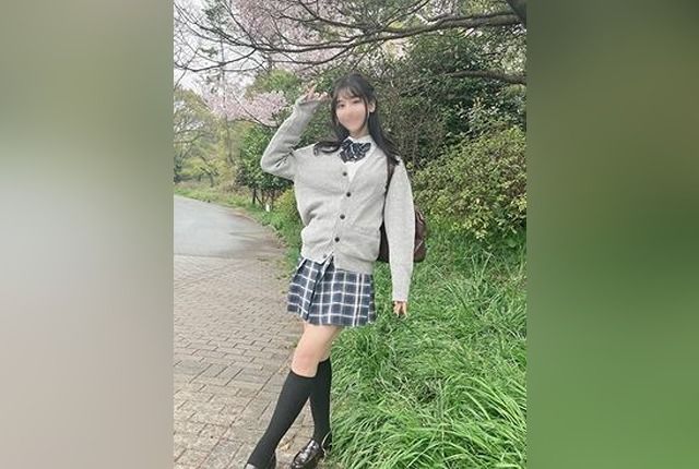 [FC2-PPV-4669180] Tea ceremony club Emi-chan, 18 years old, a fair-skinned, slender beauty with hidden big tits, horny and horny in the spring weather, creampie sex *First come, first served high quality bonus included*