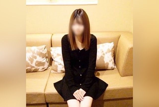 [FC2-PPV-4672695] [Uncensored] [Face revealed] [First shoot] 20-year-old** Ramu-chan with a fresh, petite and slender body. In maid costume, she serves a stiff, creepy old man’s penis and then begs for a massive creampie♡ Please give me your thick semen in my pussy♡