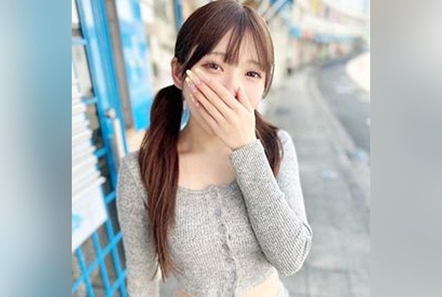 [FC2-PPV-4687570] [Fan must-see debut] No.1 bar hostess screams for creampies in this exclusive footage.