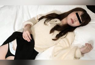 [081025_01-10MU] A Surprise Threesome with a Fair-Skinned Beauty! Double Creampie!