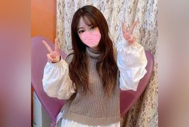 [FC2-PPV-1708762] First Shoot ❤️ A Pale, Indoor, Busty Girl with Little Experience Gets Filled with Creampies