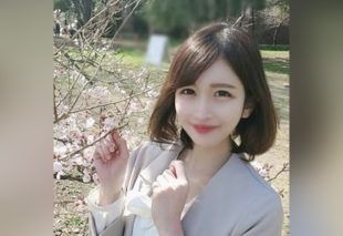 [FC2-PPV-1785524] 145cm Pale-Skinned Young Lady: Downtown Stroll Date with Consecutive Creampies