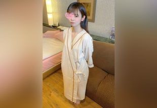 [FC2-PPV-1799155] A Dropout with Only One Past Partner: A Petite Beauty Who Should Be a Third-Year Student. Her First Oral Experience and Painful Creampie in Her Developing Tiny Body.