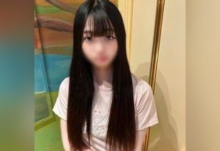 [FC2-PPV-4735209] The Entire Story of Miyu, Who Has Only Been with Two People, Moaning with Pleasure and Succumbing to Ecstasy.