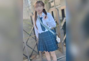 [FC2PPV-4753469] On the way home from run-chan, he picked up in the car and checked his panties, then took him to the hotel and had sex.