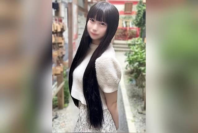 [FC2-PPV-4757663] My Hobby is Wearing Showy Masturbation: Neat Black-Haired Job Seeker Wishes to Pass Exam for Major Company, Large Amount Insemination of Erotic Body Shines in Tight Thighs Inevitably Erect