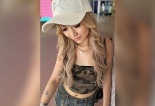 [FC2-PPV-4792506] [Live Phone Call with Boyfriend] Shibuya Gal Summoned by Her Well-Endowed Sex Friend and Creampied During a Work Break