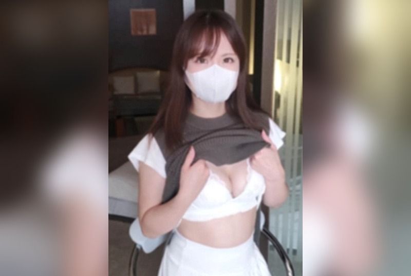 [FC2-PPV-4792623] A cute and beautiful 32-year-old single mother gradually loses her nervousness and wariness, and is made to climax by a standing thick cock.