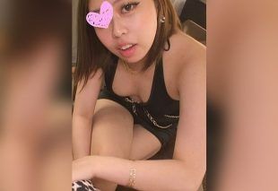 [FC2-PPV-4801370] The devilish dominatrix Louie has arrived!! Ultimate dominatrix play with extreme verbal teasing and secret handjob ~ Cowgirl raw creampie SEX!! Hostess: Louie (22 years old)