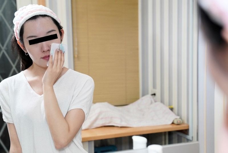 [092325_01-10MU] Real face amateur: A slender beauty with big breasts who is cute even without makeup : Moeka Yamashita