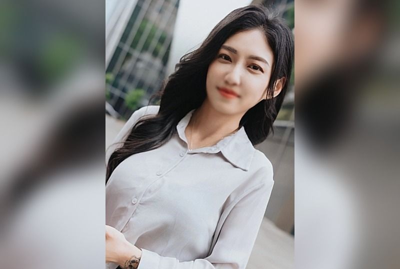 [FC2-PPV-4804842] A super beautiful and serious new graduate from the IT industry with an excellent figure transforms instantly when she sees a big black cock. From leaving work to returning, she reaches climax with intense thrusting, squirting continuously.