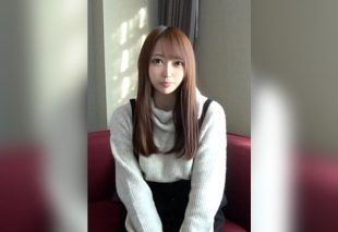 [FC2-PPV-4809987] An 18-year-old aspiring idol receives an intense deep throat from a beautiful woman, begs for raw insertion, and ends up convulsing and receiving creampies.