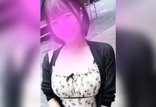 [FC2-PPV-4819222] My niece Mei, with mega-sized breasts visible through her clothes, gives me a blowjob in the car and swallows my cum.