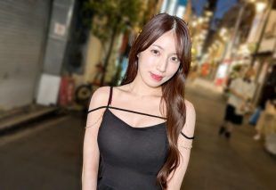 [SIRO-5603] She’s the epitome of an unattainable beauty! The moment our eyes meet, falling in love is inevitable♪ There’s a world where such a cute beauty even does a titjob!!! [First shoot] AV application via net → AV experience shooting 2497