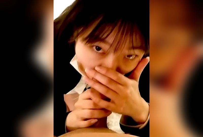 [FC2-PPV-4842521] Raw creampie sex with a current job-hunting student while fully clothed. She feels it with her whole body and falls into ecstasy.