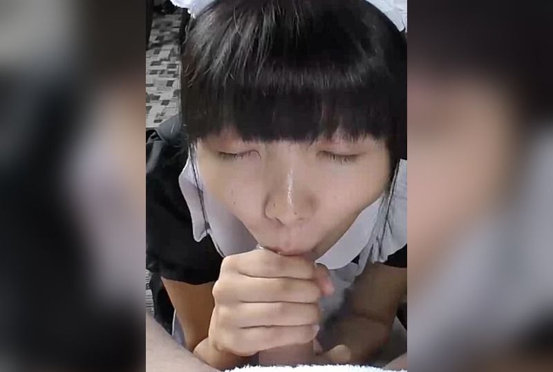 [FC2-PPV-4845641] Private Maid Service Record of Cute Minami-chan with a Round Clitoris, Working at a Famous Akihabara Maid Cafe!