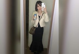 [FC2-PPV-4846825] First Time Filmed: Slim Roppongi Lounge Girl on Romantic Chinatown Date Goes Wild in Passion! Seduced by Hung Cameraman into Convulsing Doggy Creampie