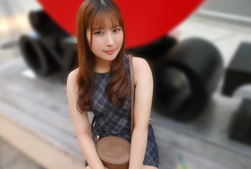 [SIRO-5629] Cuddly mascot girl with max huggable body arrives! Hugging, groping and licking her feels too good! Must-see sex so intense she convulses in ecstasy!