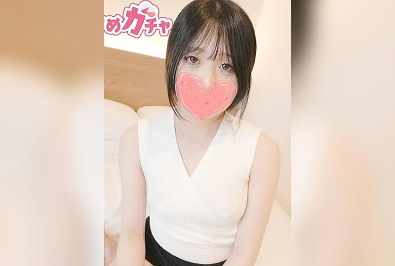 [FC2-PPV-4862909] Shy 19-year-old massage parlor girl gets creampied on hidden camera