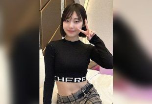 [FC2-PPV-4869117] New discovery pale slender beauty has her first private shoot with nonstop orgasms