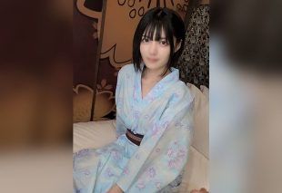 [FC2-PPV-4876823] Gap Appeal! Innocent Yet Super Slutty Cute College Girl, 20: Creampied in Outdoor Bath, Spreading Pussy in Yukata (Yuminy)