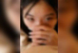 [FC2-PPV-4877925] Office lady in pantyhose gets raw sex while still dressed