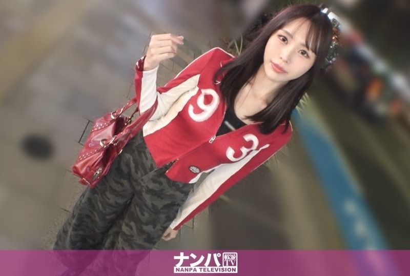 [200GANA-3359] Her snow-white, smooth skin turns a seductive shade of pink as she experiences intense passion!