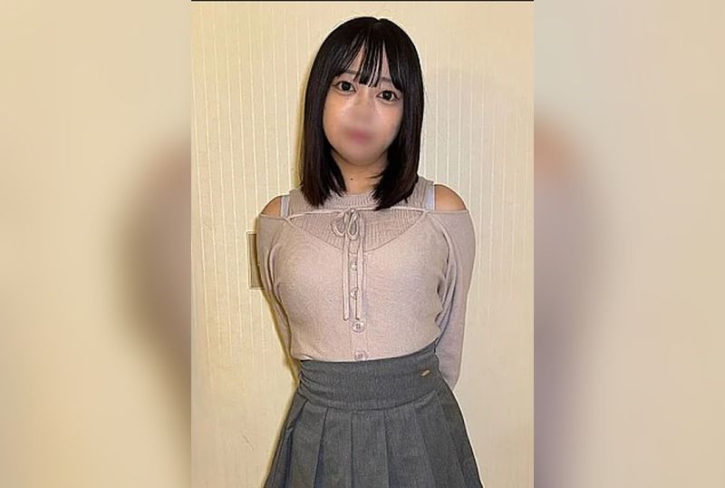 [FC2-PPV-4889476] Irresistible Moans from Busty Black-Haired Housewife: Stockings Ripped in Work Clothes, Bare Legs Exposed, Massive Creampie Torment