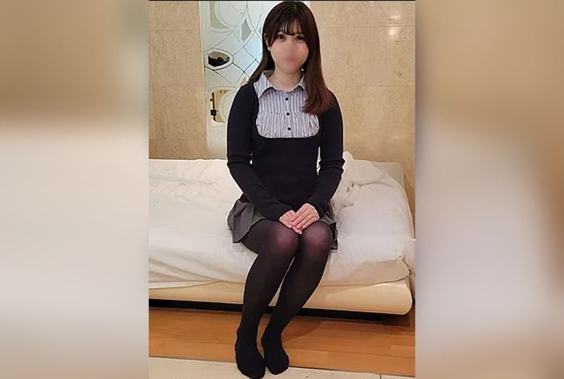 [FC2-PPV-4896918] Face-Revealed Housewife POV: Slender Beauty with Perky Tits in No-Panty Stockings, Torn Open for Raw Insertion and Bukkake