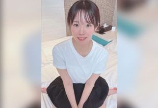 [FC2-PPV-4898094] Seducing an overwhelmingly clear-skinned former idol beauty with my rock-hard cock. Delivering my passion with gushing semen