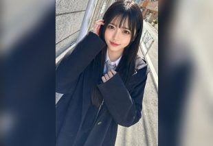 [FC2-PPV-4903171] 18-year-old new idol with stunning visuals debuts on FC2 after one week. Raw creampie without birth control