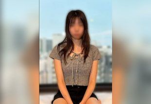 [FC2-PPV-4905651] Reunion with Popular Slender Shaved-Pussy Young Wife Undergoing Dental Correction