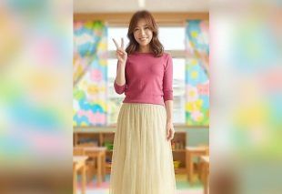 [FC2-PPV-4922865] Married kindergarten teacher with cute smile and long black hair taken by student’s huge raw cock
