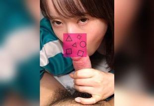 [FC2-PPV-4923958] Making a naive serious D-cup OL reluctantly stroke cock before thrusting into her pure pussy