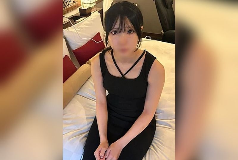 [FC2-PPV-4960728] Married woman made into human toy. From irrumatio with huge cock sucked to being toyed with W stimulation of huge cock insertion while applying denma