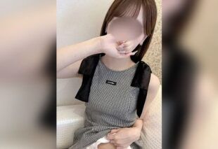 [FC2-PPV-4964839] Slender Beautiful Tits Girl Found at Luxury Members Lounge Taken Home. Turns Wild Once Alone. Must Repeat!