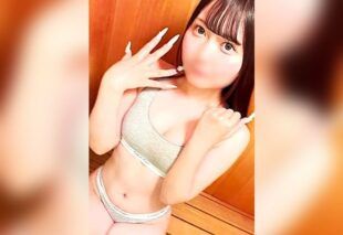 [FC2-PPV-4966117] To Sauna with Super Cute 18yo Girlfriend. Endless Sweat and Intense Breeding. HD Bonus