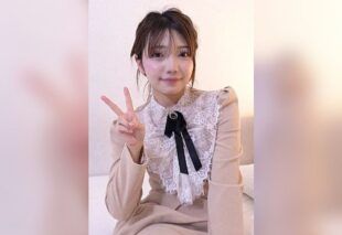 [FC2-PPV-4974582] God. SNS mega-viral! Meeting with trending secret-account girl Karen-chan (20). Negotiation successful with high-class beauty. Received creampie permission