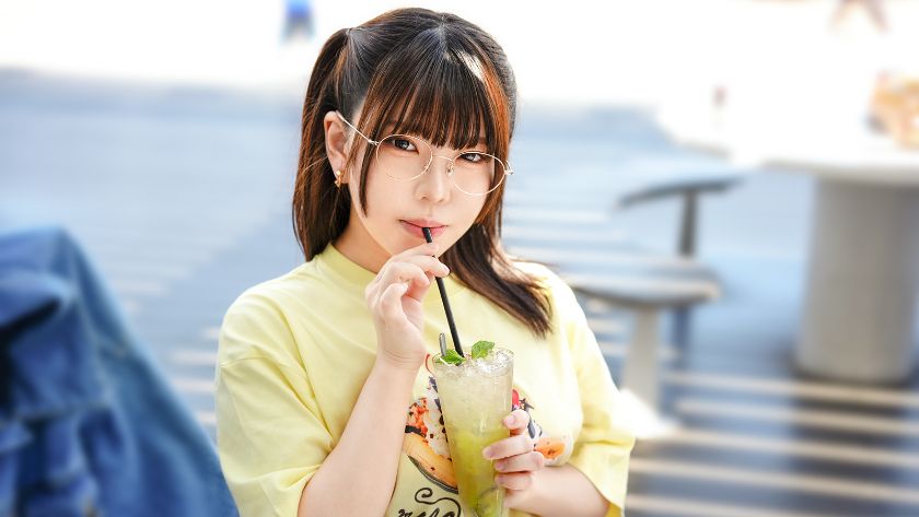 [SIRO-5736] The strongest gap girl in history: throaty moans, a tongue piercing, and G-cups!! Guys like this kind of girl, right?? lol Online AV application to AV experience shoot 2621