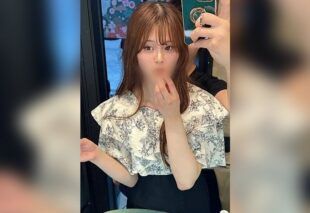 [FC2-PPV-4975243] Beautiful, slender, tall female college student. Her first creampie before becoming an elementary school teacher. She is about to